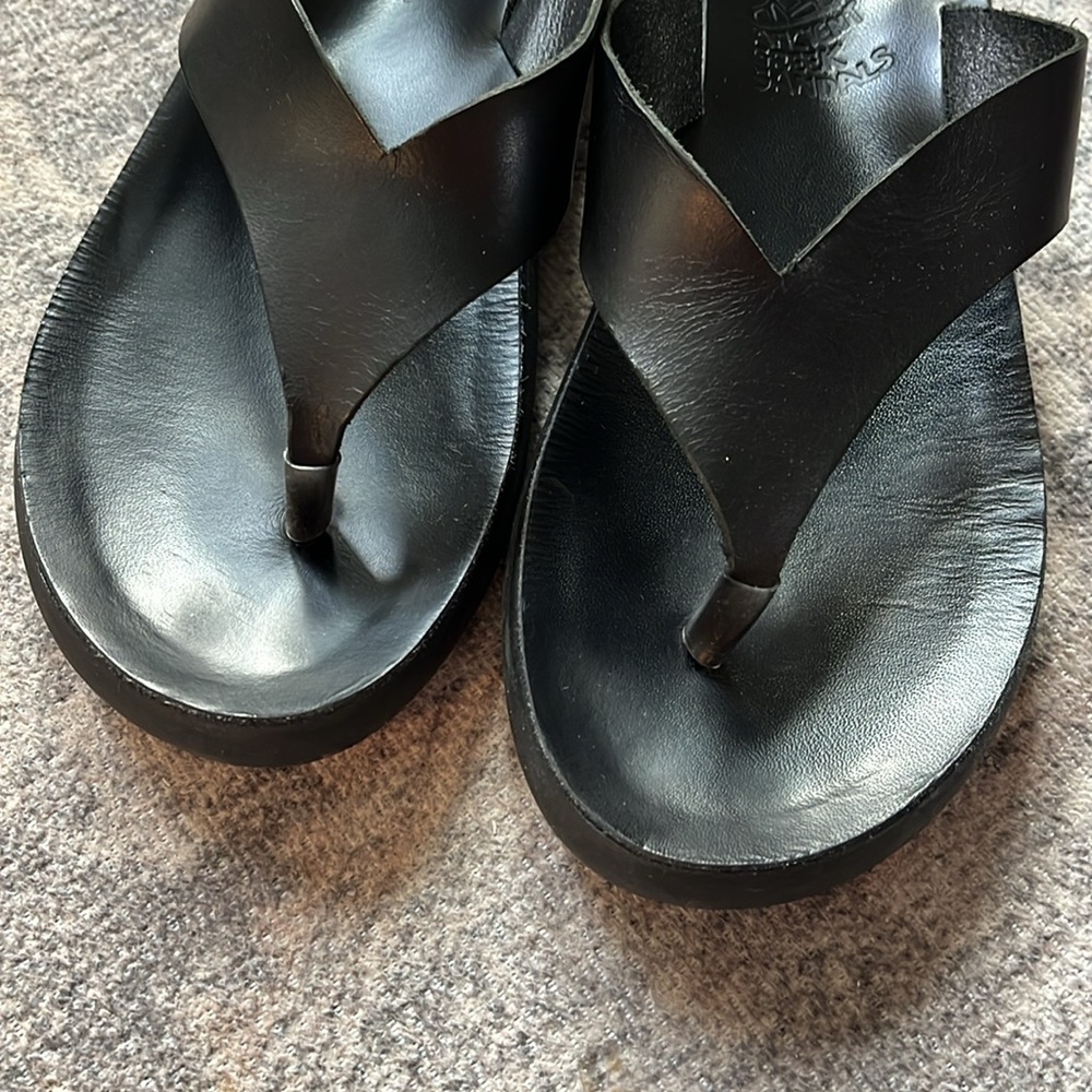 Ancient Greek Sandals Black Minimalist Leather Thong Sandals - Picture 7 of 12
